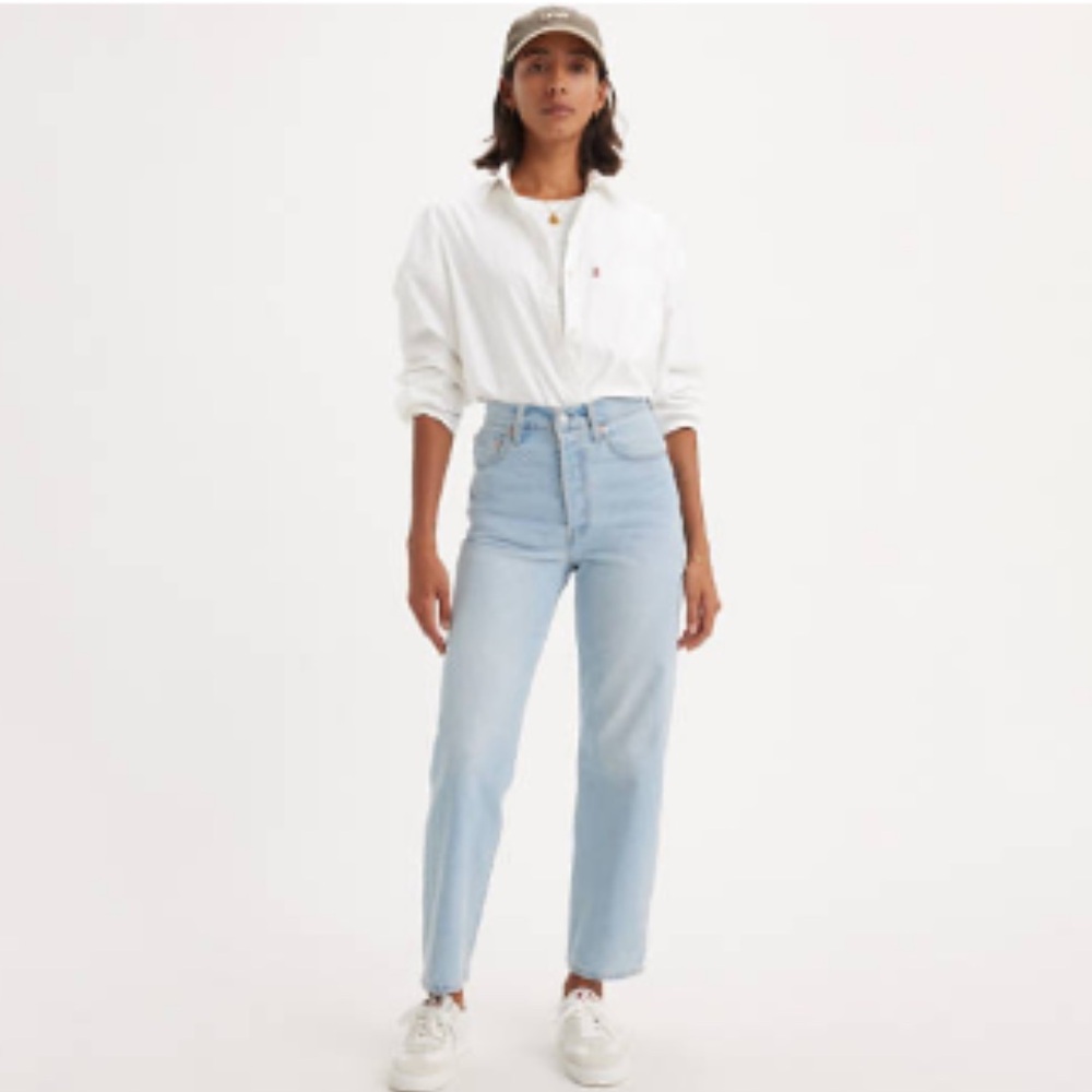 Levi’s Ribcage Straight Ankle Jeans